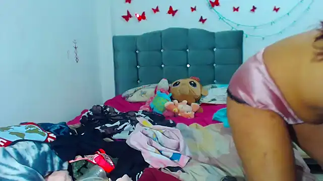 AmaraRoberts420 online show from January 16, 2025, 3:34 am