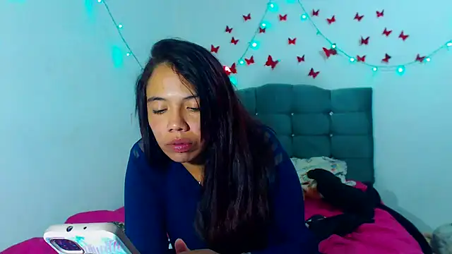 AmaraRoberts420 online show from January 17, 2025, 2:50 am