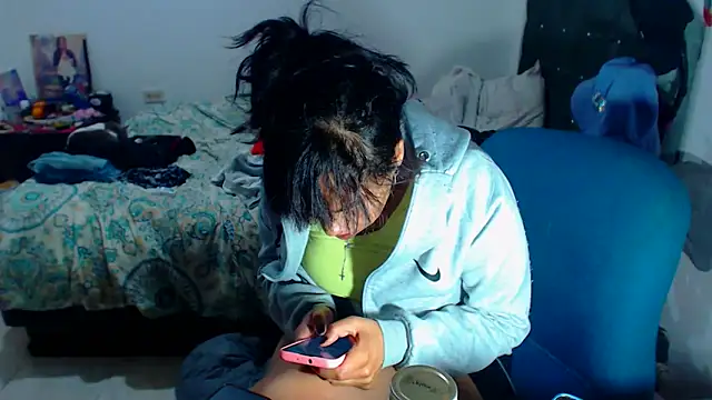 AmaraRoberts420 online show from September 27, 2025, 4:17 am