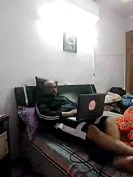 Dick 6inches online show from December 8, 2024, 9:46 am