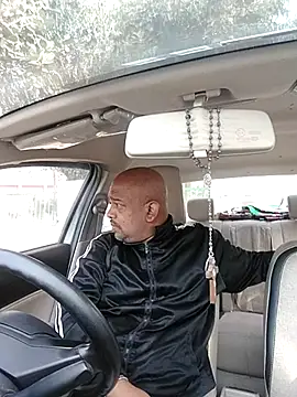 Dick 6inches online show from March 9, 2025, 3:32 am