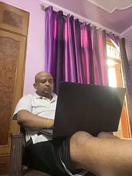 Dick 6inches online show from October 11, 2025, 3:06 am