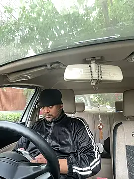 Snapshot of Dick_6inches chatting on April 3, 2026, 4:32 am Dick 6inches online show from April 3, 2026, 4:32 am