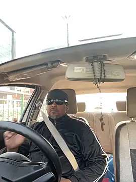 Snapshot of Dick_6inches chatting on April 7, 2026, 2:23 am Dick 6inches online show from April 7, 2026, 2:23 am