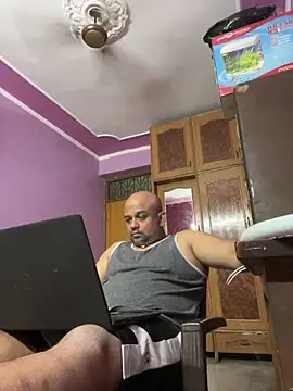 Snapshot of Dick_6inches chatting on April 15, 2026, 2:57 pm Dick 6inches online show from April 15, 2026, 2:57 pm