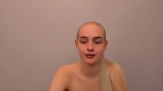 OliviaKisss online show from December 21, 2025, 9:11 pm