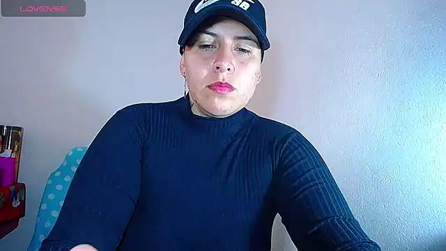 Snapshot of Yessi_rousse chatting on December 28, 2024, 3:26 pm Yessi rousse online show from December 28, 2024, 3:26 pm