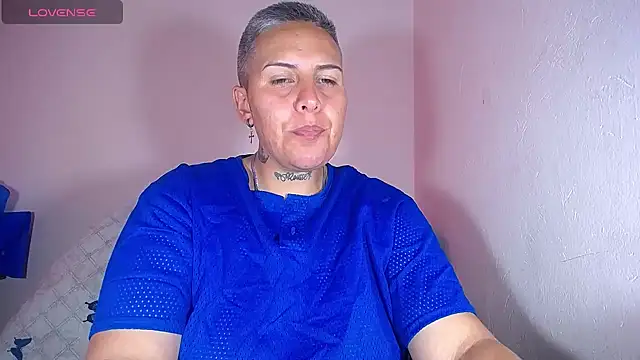 Snapshot of Yessi_rousse chatting on February 6, 2025, 5:19 pm Yessi rousse online show from February 6, 2025, 5:19 pm