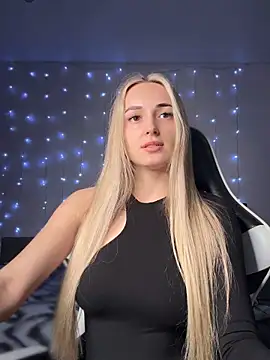 Snapshot of minalawarden chatting on October 9, 2025, 10:13 am minalawarden online show from October 9, 2025, 10:13 am