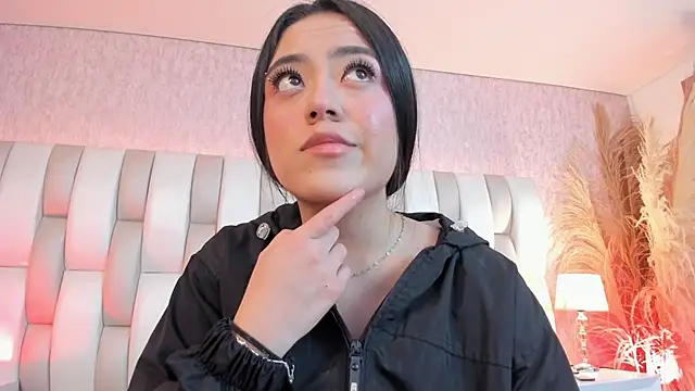 Snapshot of Rebeca_jones chatting on February 7, 2026, 12:09 pm Rebeca jones online show from February 7, 2026, 12:09 pm