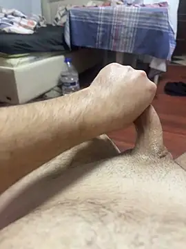 strange6696 online show from November 8, 2025, 4:40 pm