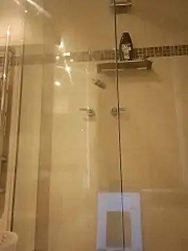 stiffandlubedxh online show from October 10, 2025, 9:47 pm