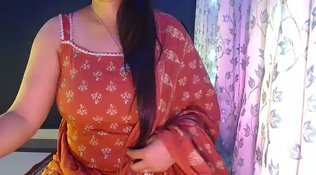 Snapshot of janifer001 chatting on December 25, 2024, 12:48 am janifer001 online show from December 25, 2024, 12:48 am