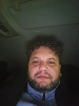 Juliani888 online show from November 22, 2025, 5:34 pm