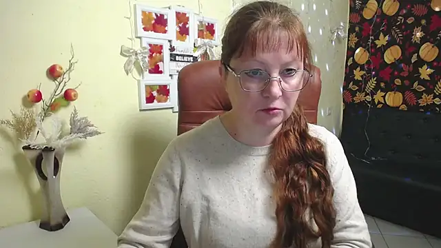 VanessaHotts online show from November 24, 2025, 6:02 am