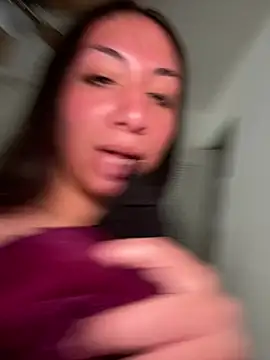 BustiBunny69 online show from April 18, 2026, 3:05 pm