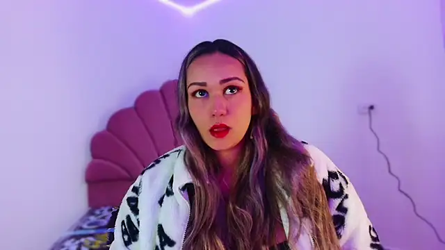 paula brausin online show from March 15, 2025, 7:05 pm