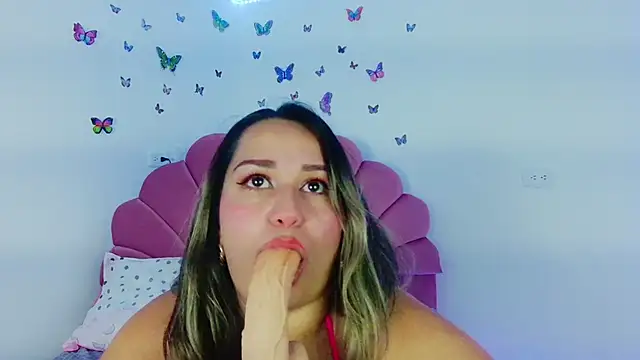 paula brausin online show from October 1, 2025, 8:48 pm