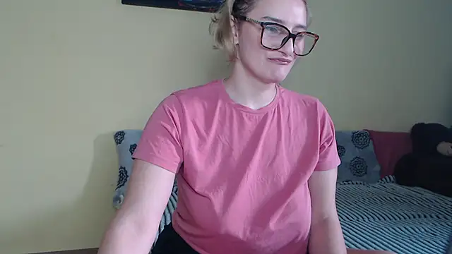 alicesweet21 online show from January 28, 2025, 6:27 am