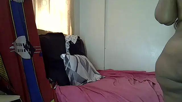 AddictiveAssCurves online show from February 26, 2026, 9:41 am