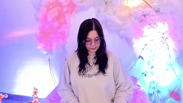 Snapshot of Mey_moon chatting on January 25, 2025, 8:42 pm Mey moon online show from January 25, 2025, 8:42 pm