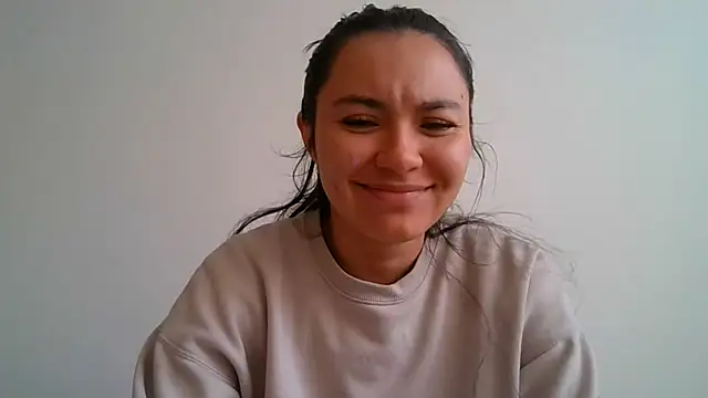  andygirl online show from May 25, 2026, 5:52 pm