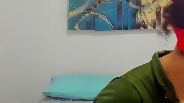 Sami Hotie1 online show from October 8, 2025, 8:17 pm