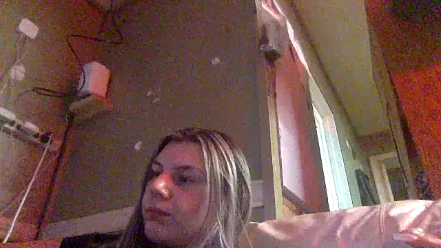 Snapshot of candycane57 chatting on November 8, 2025, 7:52 am candycane57 online show from November 8, 2025, 7:52 am