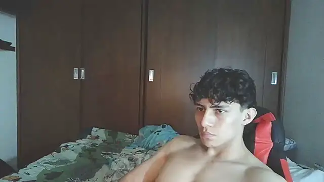 aresholland online show from October 6, 2025, 3:59 am