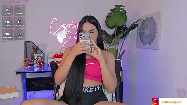 Korina Saenz01 online show from January 14, 2026, 8:03 pm