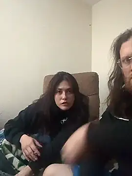 Snapshot of Geeznuts19 chatting on November 28, 2025, 3:04 pm Geeznuts19 online show from November 28, 2025, 3:04 pm