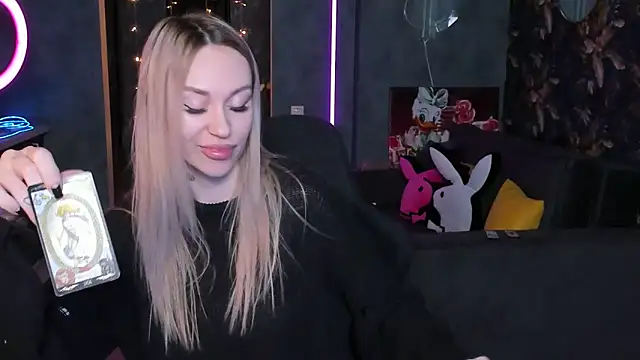 Blckmirrorr online show from December 21, 2025, 9:33 pm