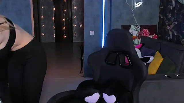 Blckmirrorr online show from February 15, 2026, 2:47 pm