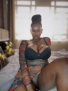 Snapshot of Sexy_panda69 chatting on February 24, 2026, 12:36 pm Sexy panda69 online show from February 24, 2026, 12:36 pm