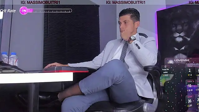 Snapshot of massimo_g chatting on December 19, 2024, 1:18 am massimo g online show from December 19, 2024, 1:18 am