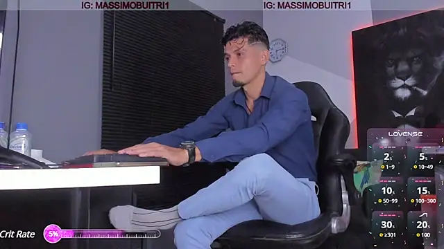 Snapshot of massimo_g chatting on December 24, 2024, 12:22 am massimo g online show from December 24, 2024, 12:22 am