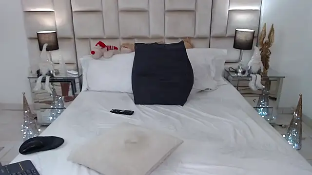 JesicaTaylorxx online show from December 12, 2024, 9:26 pm