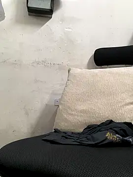 wSilEliaXm online show from October 16, 2025, 1:39 am