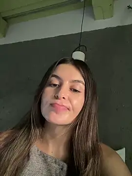 Snapshot of Isabellacharm chatting on June 19, 2026, 1:59 pm Isabellacharm online show from June 19, 2026, 1:59 pm