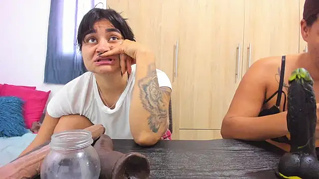 andreita trujillos online show from October 31, 2025, 4:41 pm