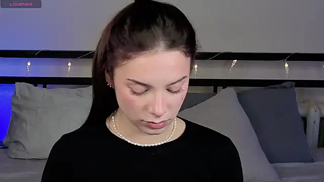 Snapshot of sinthiaroze chatting on October 18, 2025, 5:25 pm sinthiaroze online show from October 18, 2025, 5:25 pm