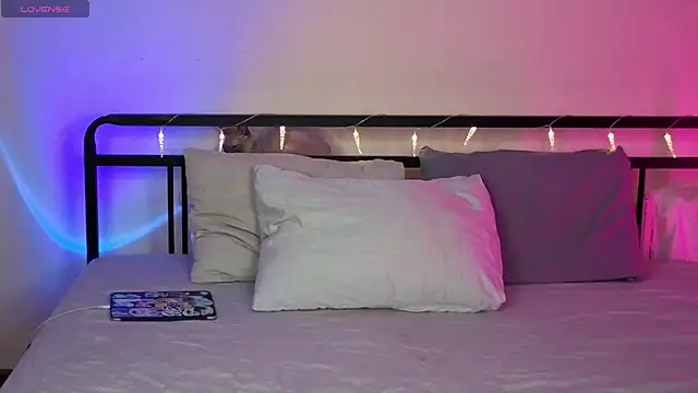 Snapshot of sinthiaroze chatting on October 24, 2025, 7:32 pm sinthiaroze online show from October 24, 2025, 7:32 pm