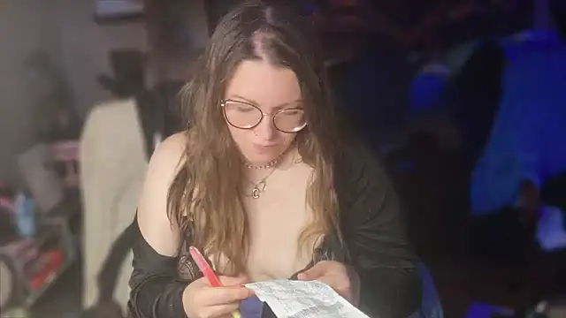 spunlikecottoncandy online show from September 16, 2025, 5:19 am