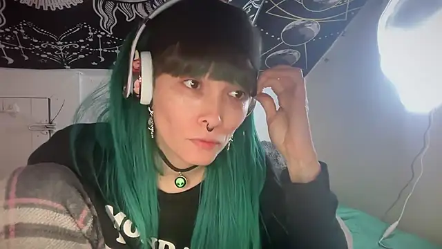 FRRANNKIE online show from January 4, 2025, 11:43 am