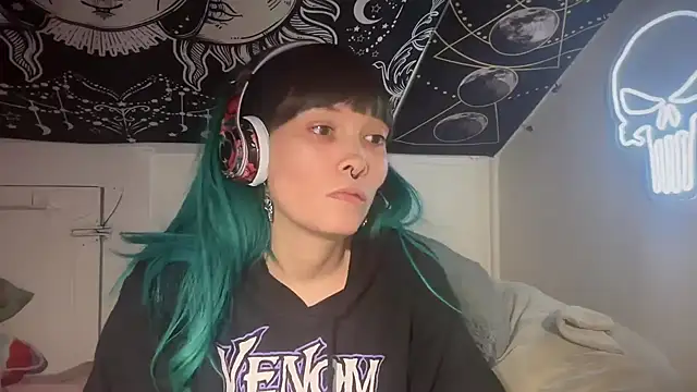 FRRANNKIE online show from January 7, 2025, 12:52 pm