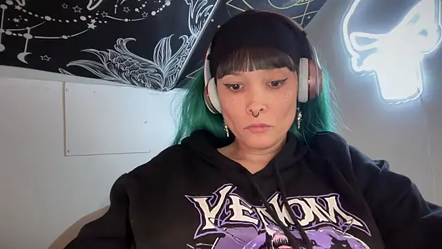 FRRANNKIE online show from February 21, 2025, 4:26 pm