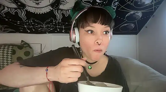 FRRANNKIE online show from March 19, 2025, 12:23 pm