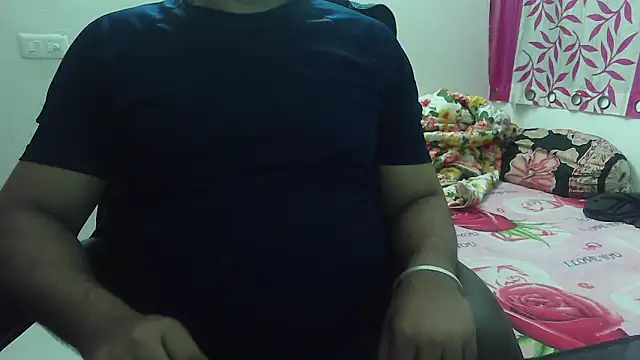 Snapshot of rentarob chatting on February 20, 2025, 4:03 pm rentarob online show from February 20, 2025, 4:03 pm