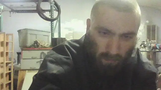 Snapshot of brisbuba chatting on March 22, 2026, 2:42 pm brisbuba online show from March 22, 2026, 2:42 pm