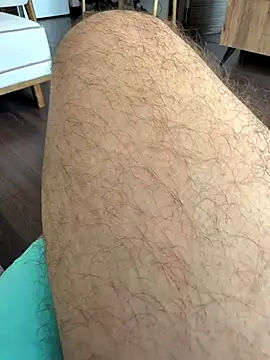 Snapshot of reslerkek31 chatting on November 9, 2025, 9:40 am reslerkek31 online show from November 9, 2025, 9:40 am